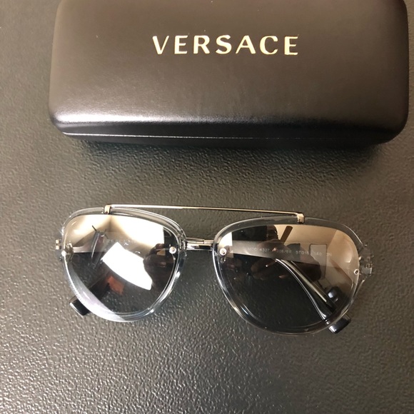 Nice Versace shades - Picture 2 of 4